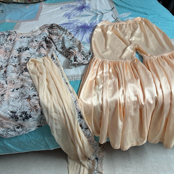 Eid  wear Women 3 PCs salwar suit custom made - Picture 8 of 9